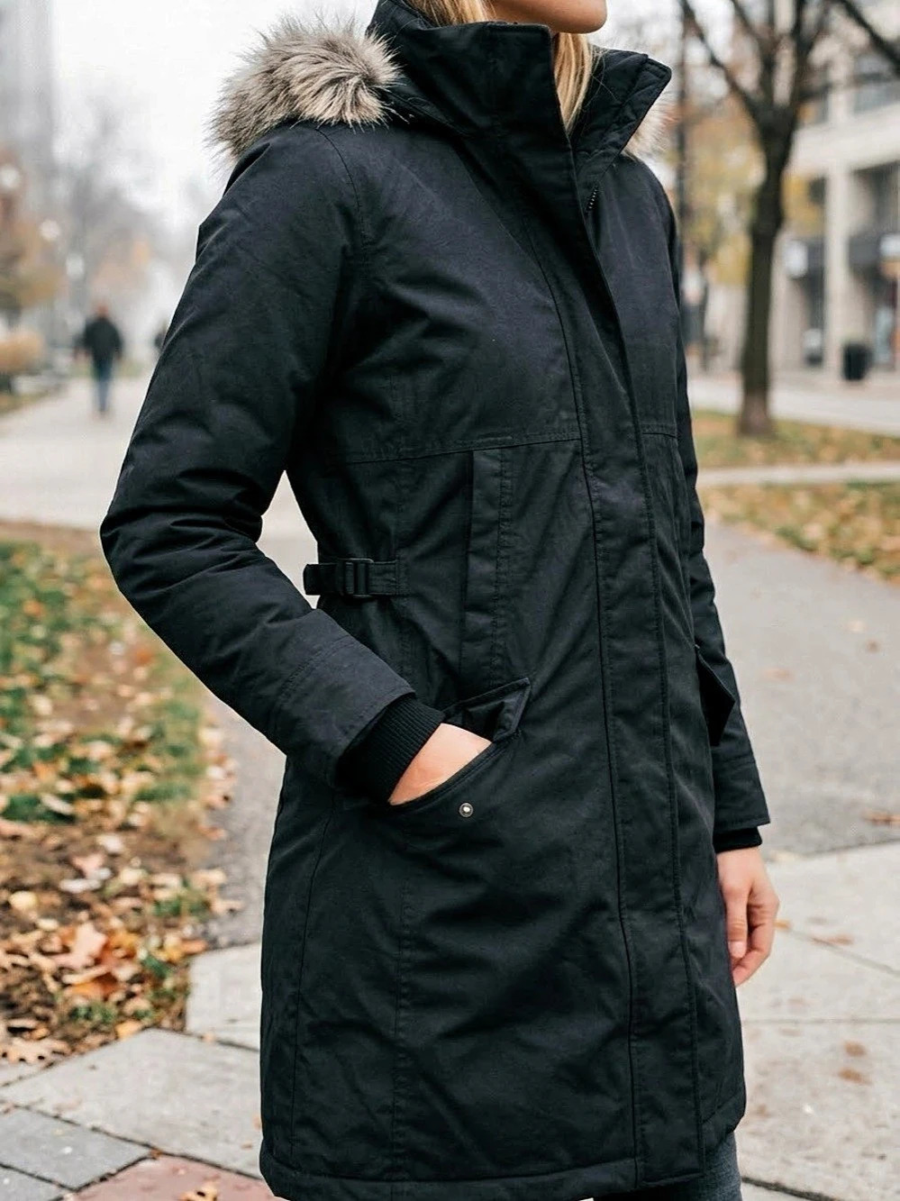 The North Face Women's Arctic Parka, Black Hooded Parka Size M